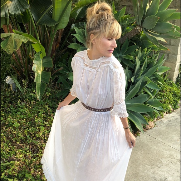 SOLD ❤️🌺Vintage Victorian dress - Picture 2 of 5